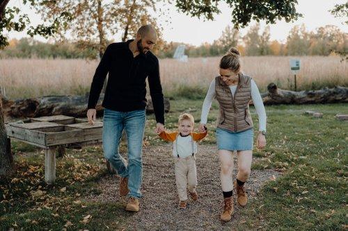 mobile - carousel-hero-element image-3